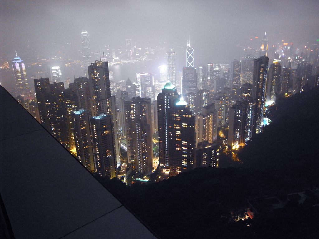 〔香港〕迷離夜香港