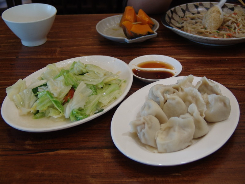 http://4.share.photo.xuite.net/lulu647233/14d1156/7249456/279682598_m.jpg